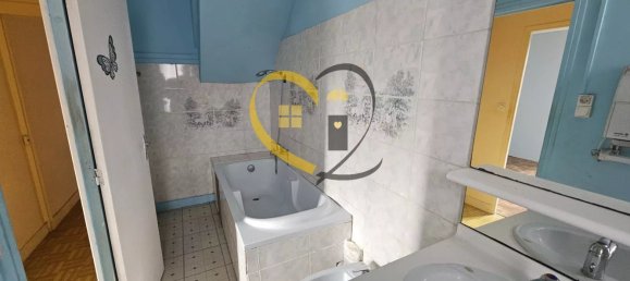 Casa de 3 dormitorios en La Chapelle-d'Angillon, France No. 263366 14