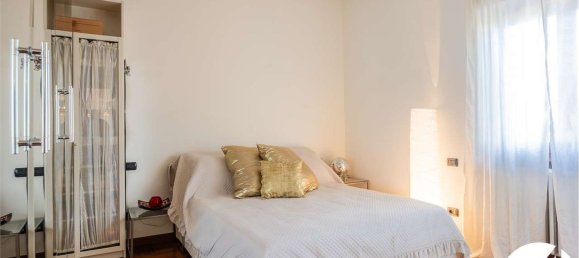 Ático de 4 habitaciónes en Pistoia, Italy No. 48837 24