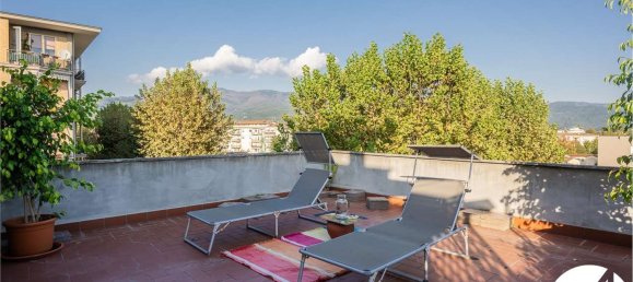 Ático de 4 habitaciónes en Pistoia, Italy No. 48837 37