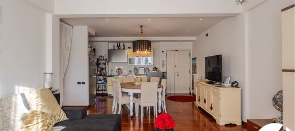 Ático de 4 habitaciónes en Pistoia, Italy No. 48837 7