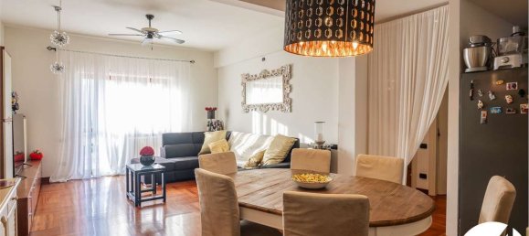 Ático de 4 habitaciónes en Pistoia, Italy No. 48837 9