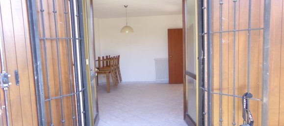 4 bedrooms Apartment in Vigarano Mainarda, Italy No. 343102 7