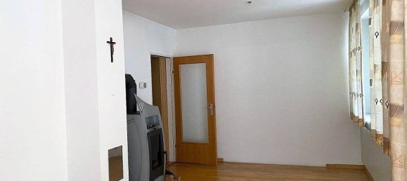 2-salle Appartement à Baden, Austria No. 154104 6