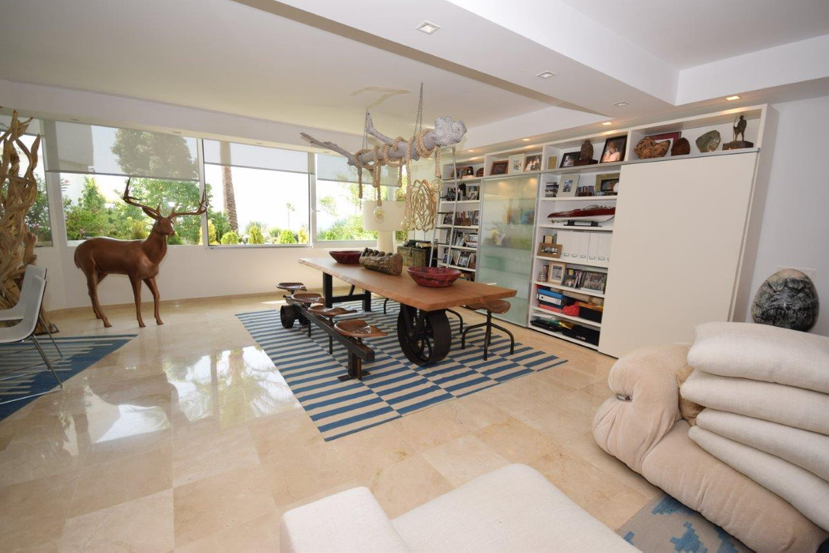 Apartamento T3 em Estepona, Spain N.º 37821