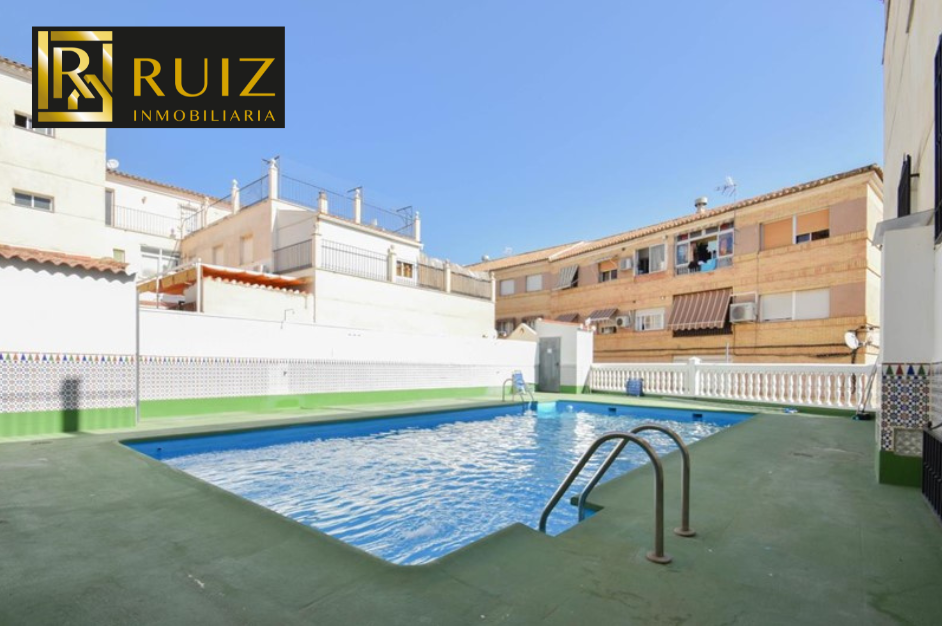 1 bedroom Apartment in Granada, Spain No. 268801