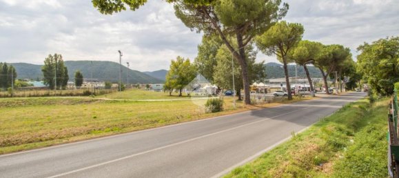 Terrain à Rieti, Italy 970m² No. 80674 2