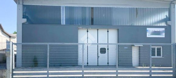 3-salle Entrepôt à Isorella, Italy No. 88478 6