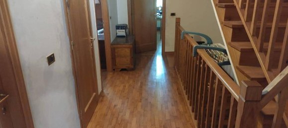 7 rooms House in Figline e Incisa Valdarno, Italy No. 160972 6