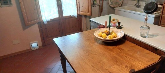 7 rooms House in Figline e Incisa Valdarno, Italy No. 160972 2