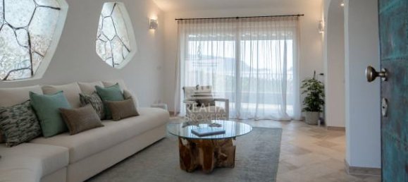 3 rooms Penthouse in Golfo Aranci, Italy No. 154246 4