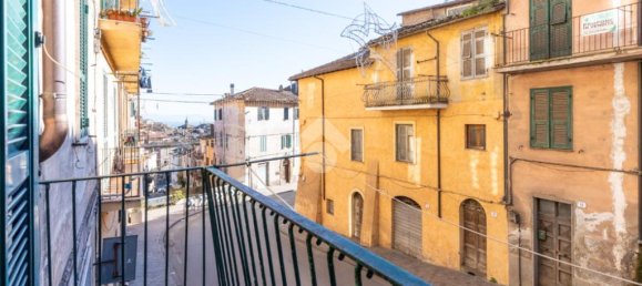 2 Schlafzimmer Wohnung in Ronciglione, Italy, Nr. 170763 4