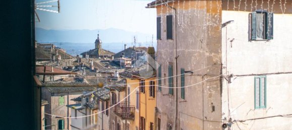 2 Schlafzimmer Wohnung in Ronciglione, Italy, Nr. 170763 10