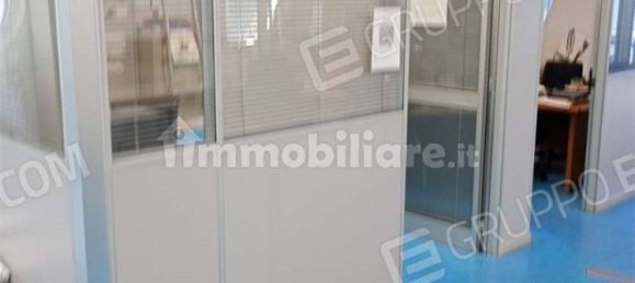 1 room Commercial property in Legnano, Italy No. 288931 3