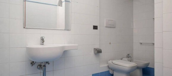 Квартира с 4 спальнями в Пьетра Лигуре, Италия № 67832 16