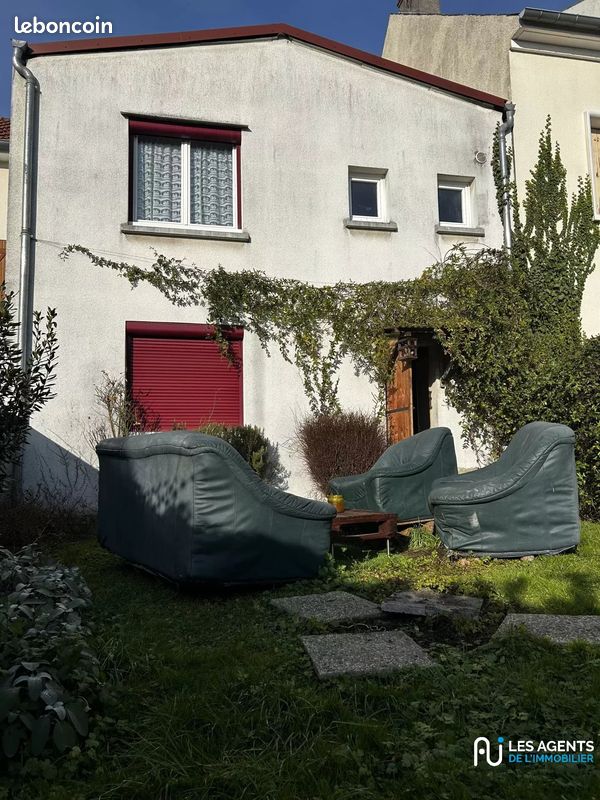 2 غرف نوم منزل في Fleury-les-Aubrais, France رقم 241253