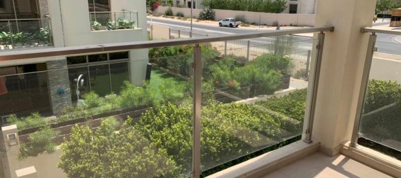 3700m² Villa in Meydan Gated Community, UAE No. 9648 15