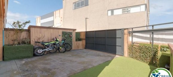 4 bedrooms House in Empuriabrava, Spain No. 172181 11