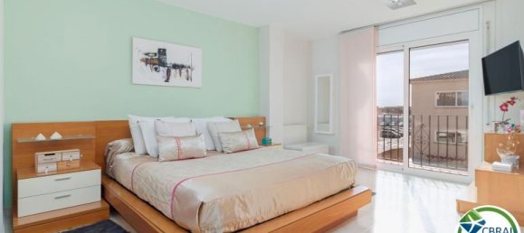 4 bedrooms House in Empuriabrava, Spain No. 172181 4