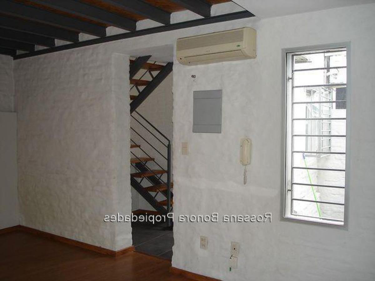 2 bedrooms Apartment in Montevideo, Uruguay No. 2296