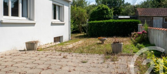 Casa de 3 dormitorios en Vendee, France No. 283689 13