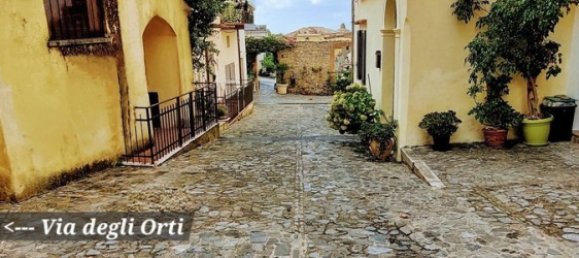 4 bedrooms House in Fiumefreddo Bruzio, Italy No. 279714 2