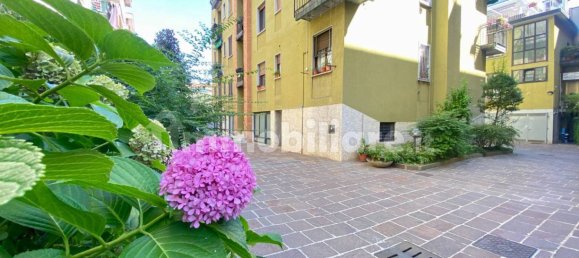 1 bedroom Apartment in Milan, Italy No. 262926 3