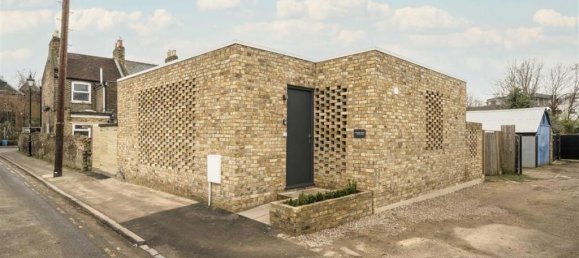 2 bedrooms House in Ladywell, United Kingdom No. 10065 8