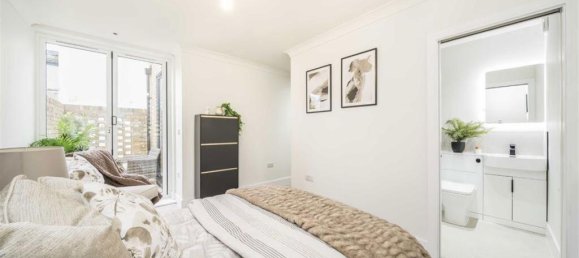 2 bedrooms House in Ladywell, United Kingdom No. 10065 4