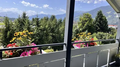 3 bedrooms Penthouse in Saalfelden am Steinernen Meer, Austria No. 241840