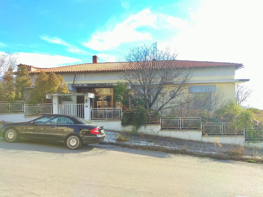 7 bedrooms Commercial property in Oraiokastro, Greece No. 5324