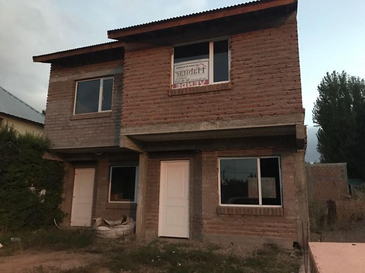 2 bedrooms House in Neuquen, Argentina No. 4364