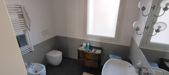 9 rooms House in Mirano, Italy No. 215461 9