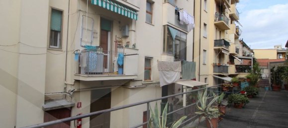 Apartamento de 5 divisões em Pontedera, Italy N.º 23104 26