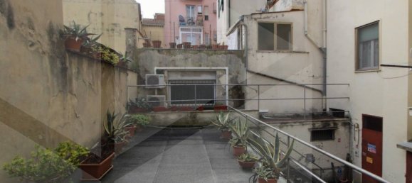 Apartamento de 5 divisões em Pontedera, Italy N.º 23104 28