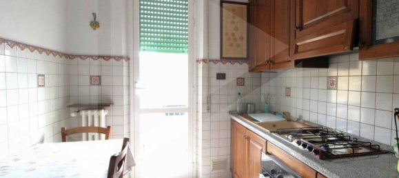 Apartamento de 5 divisões em Pontedera, Italy N.º 23104 4