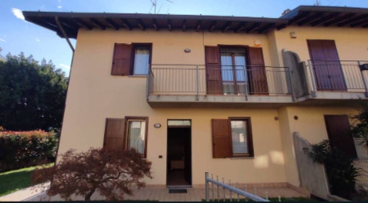 6-Zimmer Haus in Brembate di Sopra, Italy, Nr. 5919