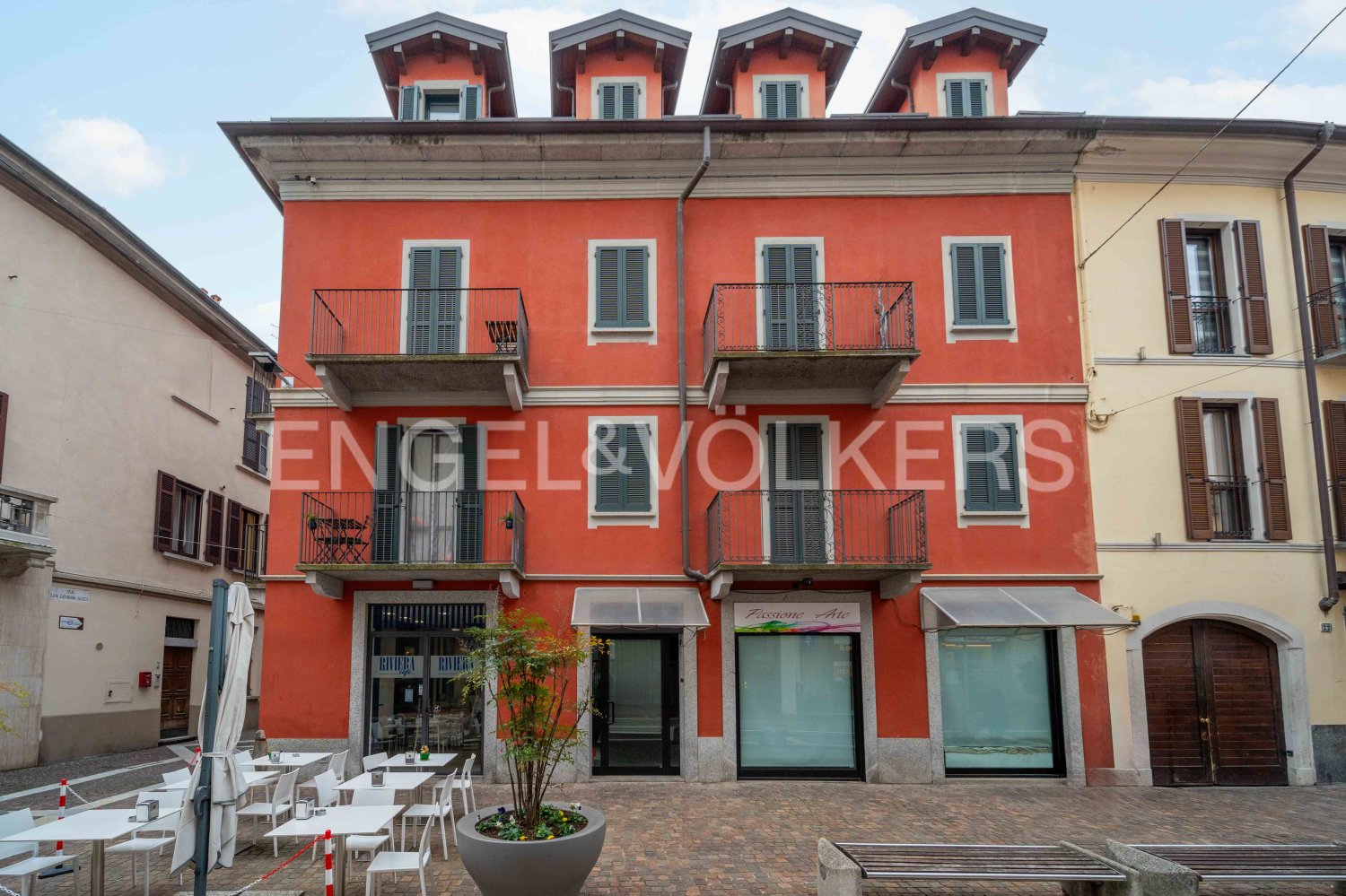 1 bedroom Apartment in Gallarate, Italy No. 126134