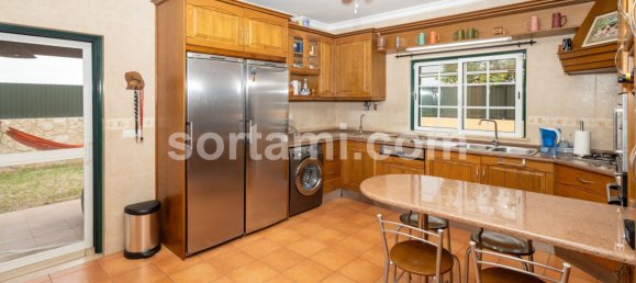 4 bedrooms House in Montenegro, Portugal No. 111433 3