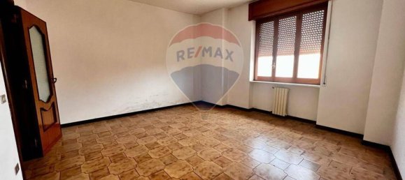 5-salle Appartement à Lucera, Italy No. 64248 10