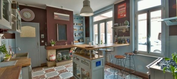 3 bedrooms House in Merignies, France No. 270208 2