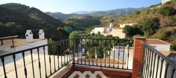 4 bedrooms Townhouse in Archez, Spain No. 53435 3