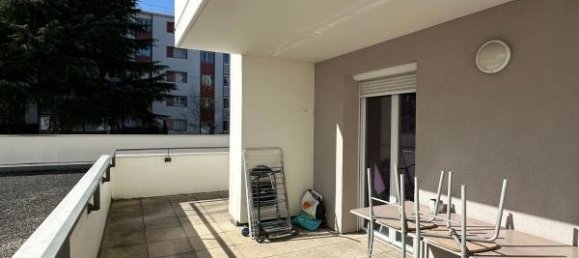 Studio à Échirolles, France No. 240319 8