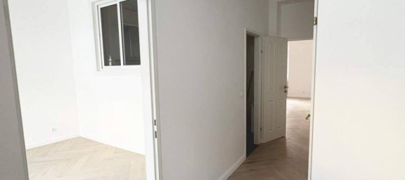 3 rooms Apartment in Josefstadt, Austria No. 240921 11