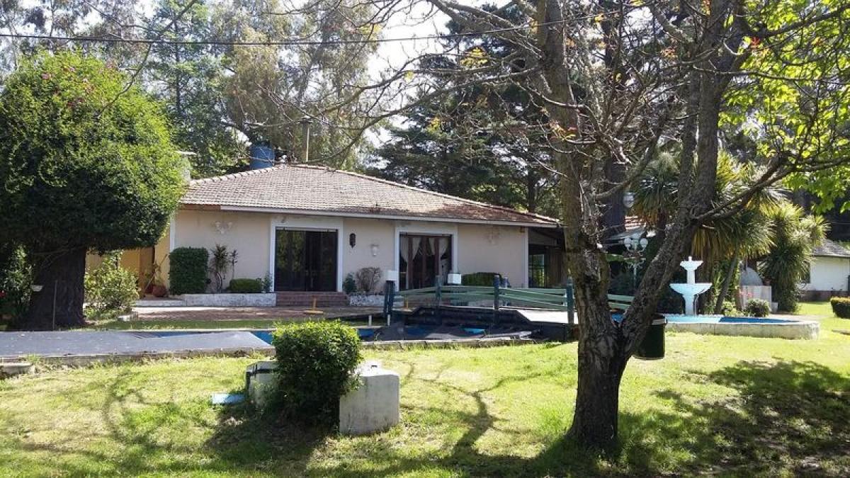 3 bedrooms House in General Pueyrredon, Argentina No. 51647