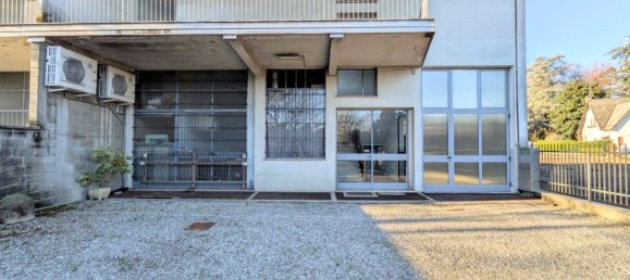 Edificio en Cesano Maderno, Italy 701 m² No. 359764 35