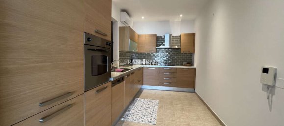 3 غرف نوم شقة في Sliema, Malta رقم 8685 9