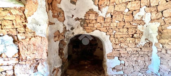 Дом с 2 комнатами в Челье Мессапика, Италия № 146835 4