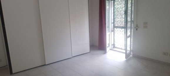 2 chambres Appartement à Rome, Italy No. 316679 8