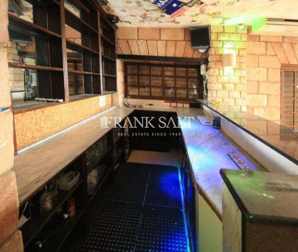 100m² Shop in Floriana, Malta No. 13042