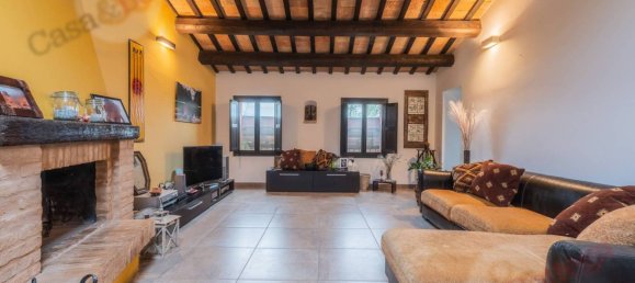 2 bedrooms House in Cesena, Italy No. 131812 9